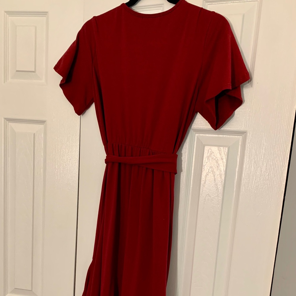 Classy, Comfortable Spring Dress - Picture 6 of 7